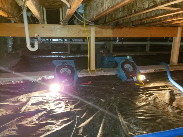 Crawlspace Water Removal in Fort Worth